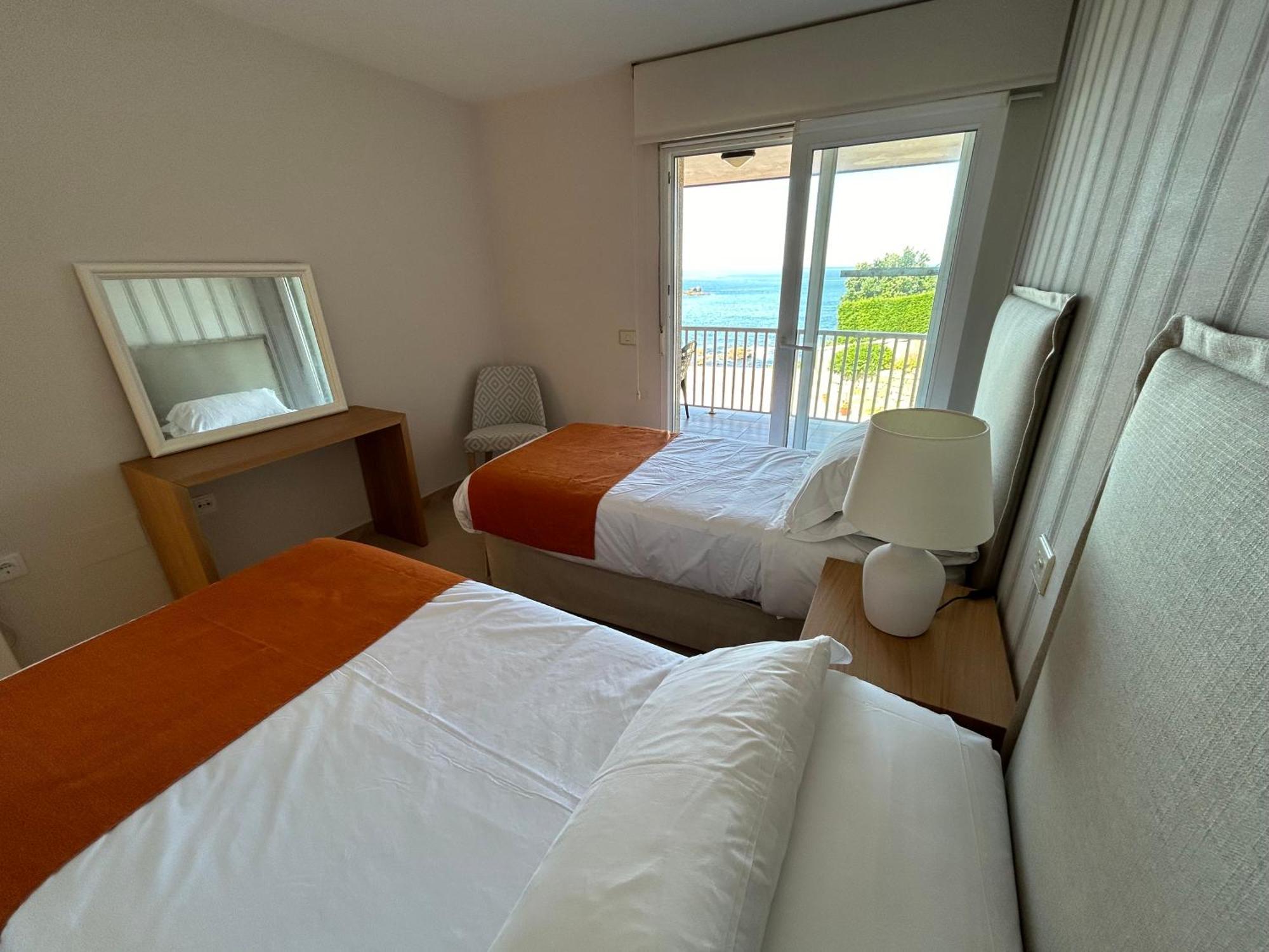 Apartamentos Fontenla-Lanzada Soutullo Ngoại thất bức ảnh